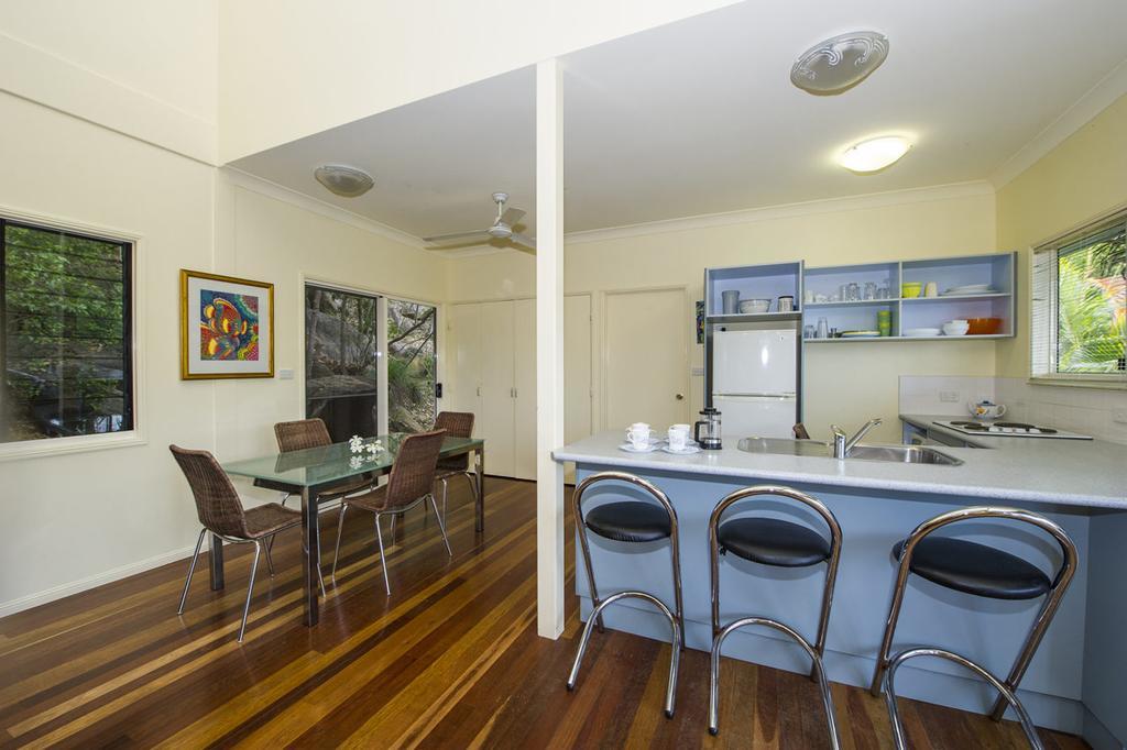 Manyana, 3 Opalia Court Villa Nelly Bay Bagian luar foto