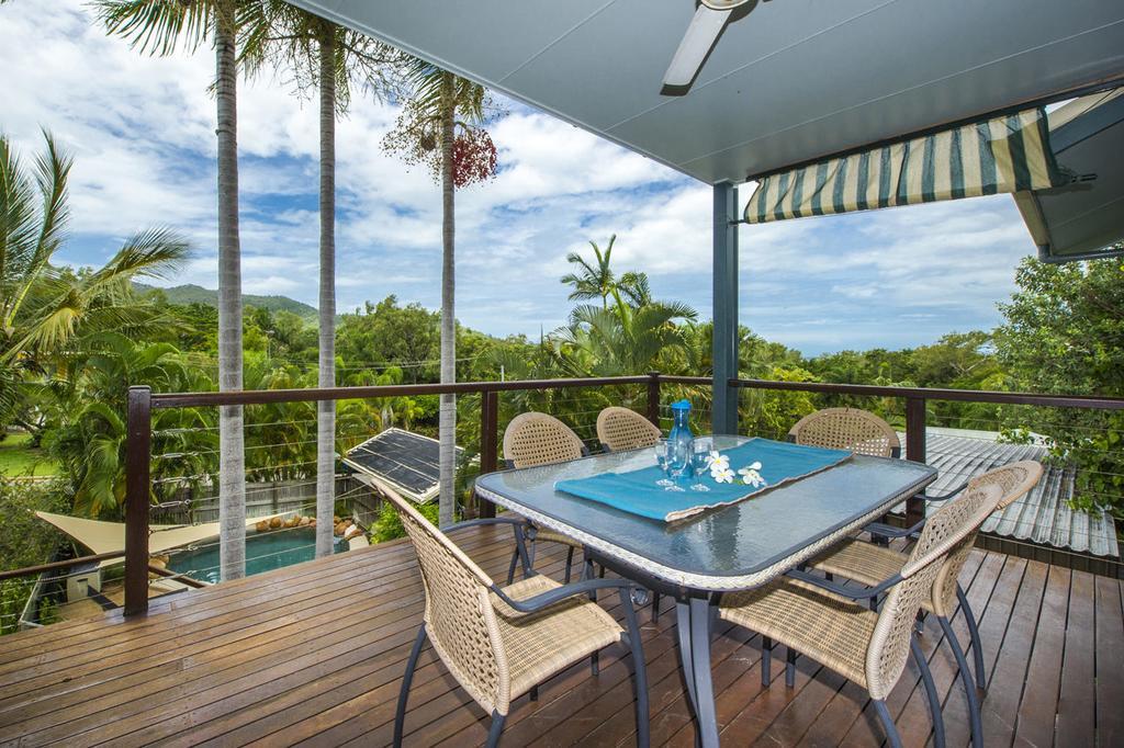 Manyana, 3 Opalia Court Villa Nelly Bay Bagian luar foto